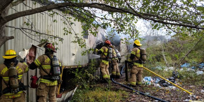 Fire Destroys Mobile Home In Cookeville