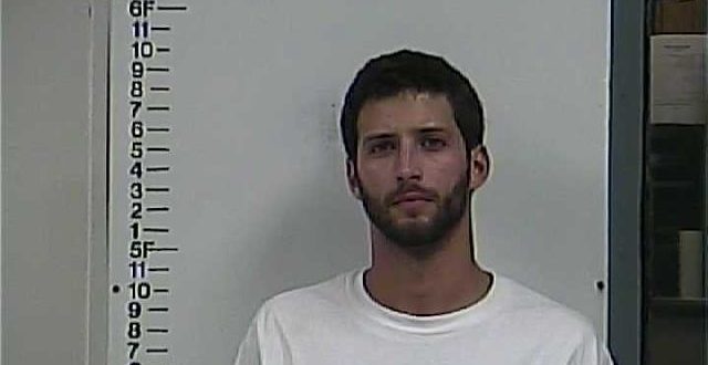 Cookeville Man Arrested After Strangling, Punching Girlfriend