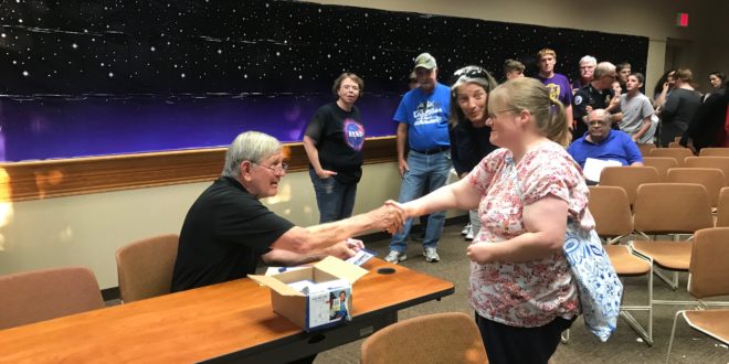 Astronaut McCulley Visits Livingston Hometown